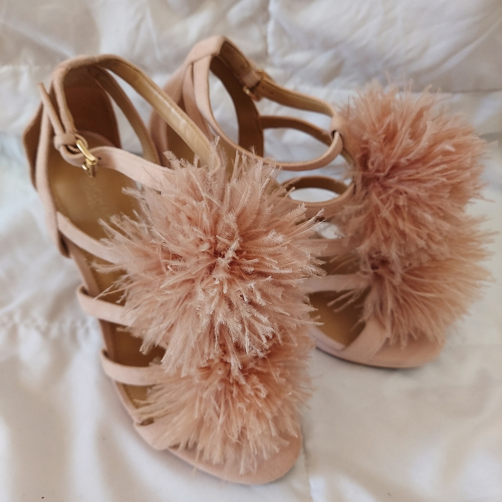 Michael Kore dressy high heels - Picture 2 of 5